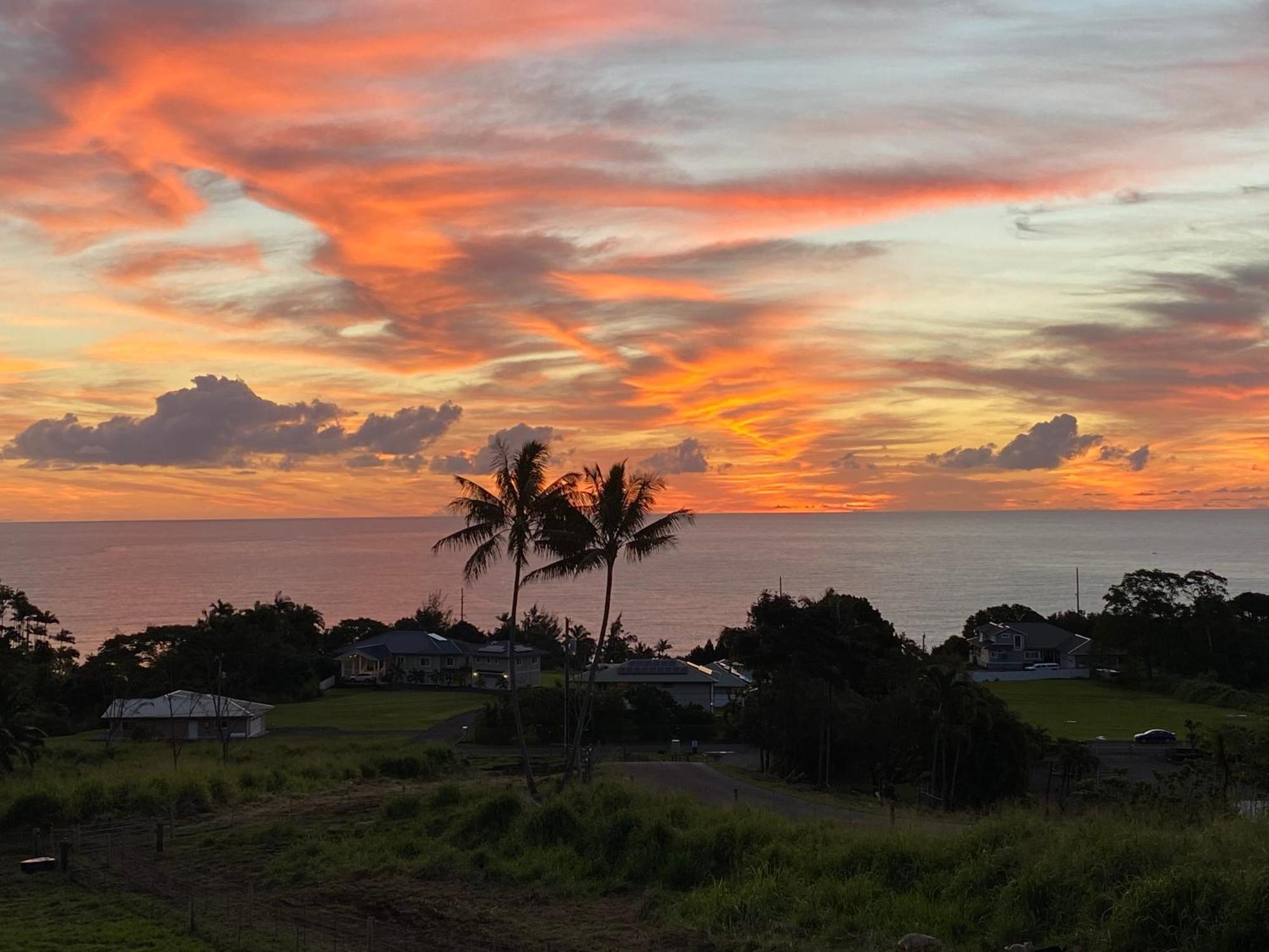 Hawaii Magic Skies Bed & Breakfast