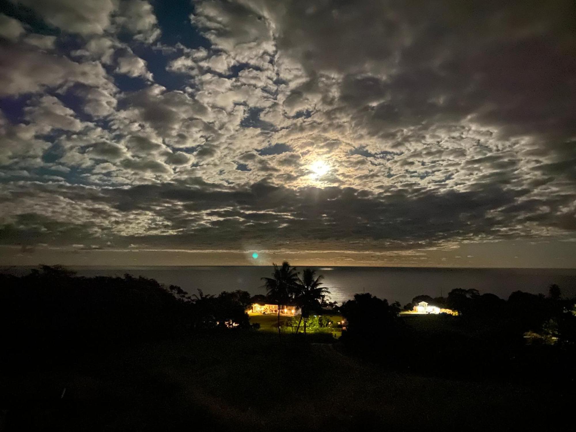 Hawaii Magic Skies Bed & Breakfast *