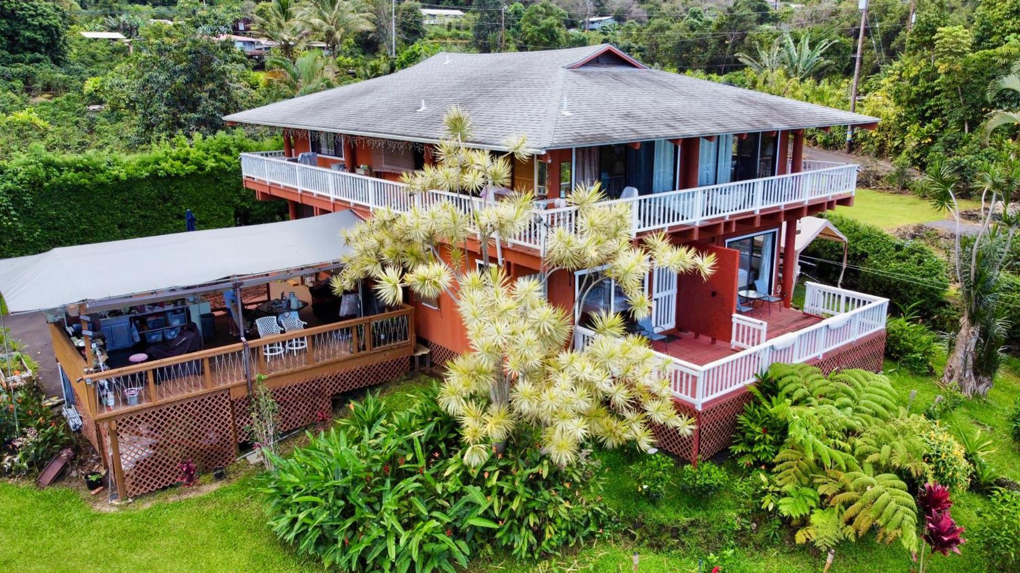 Coffee Garden Bed & Breakfast