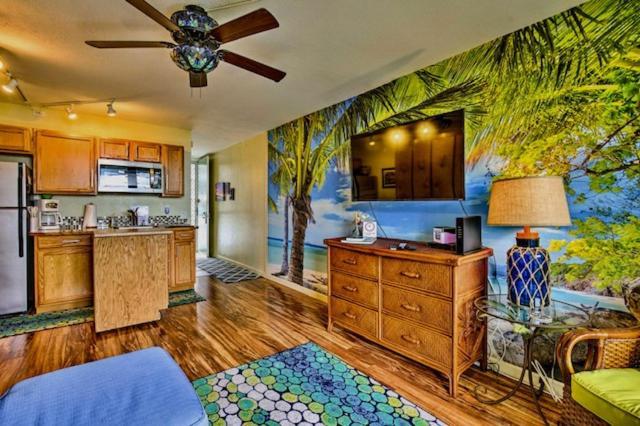 Apartment Closest To Ironman Start - Islander *