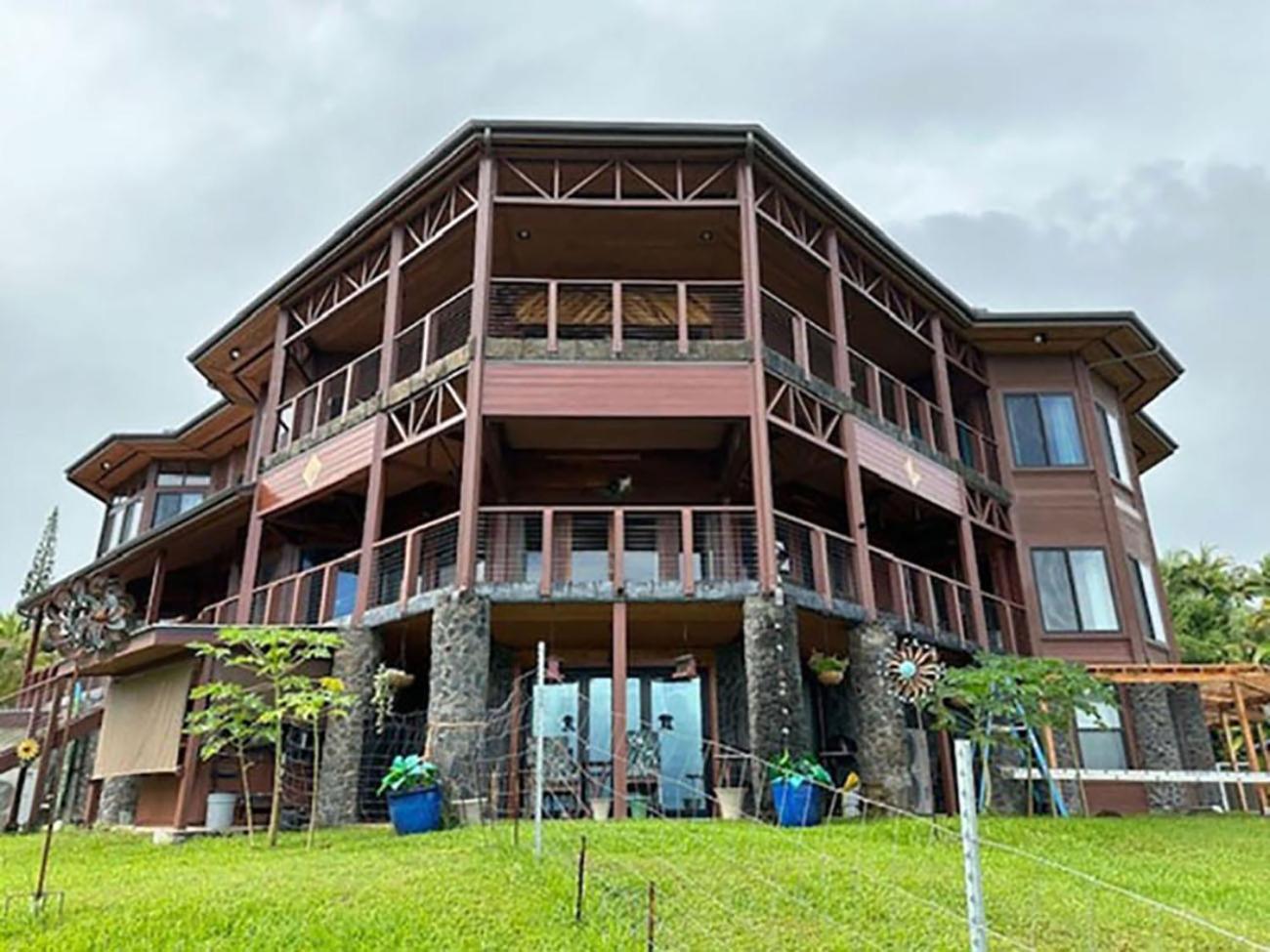 Hawaii Magic Skies Bed & Breakfast
