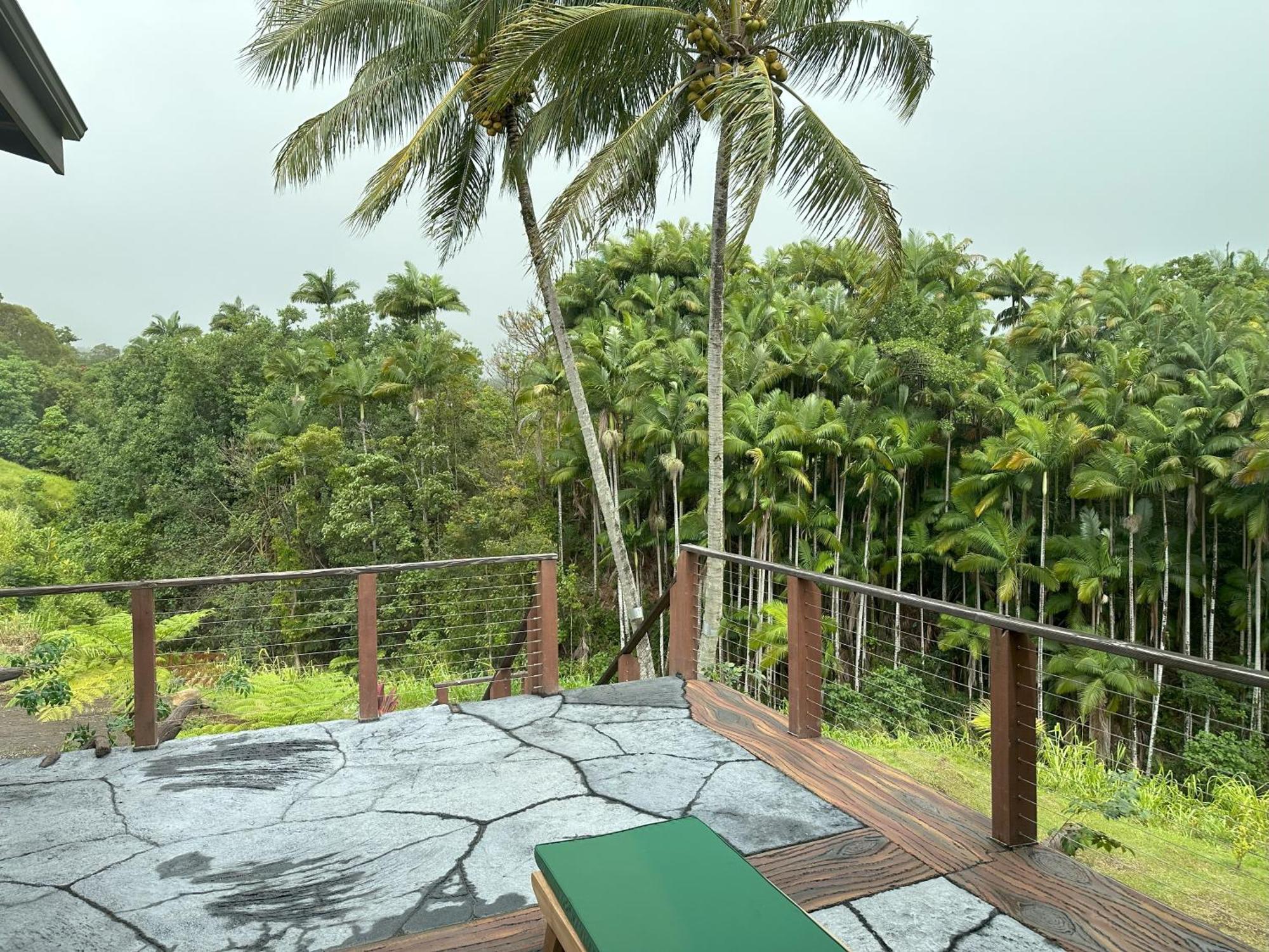 Hawaii Magic Skies Bed & Breakfast