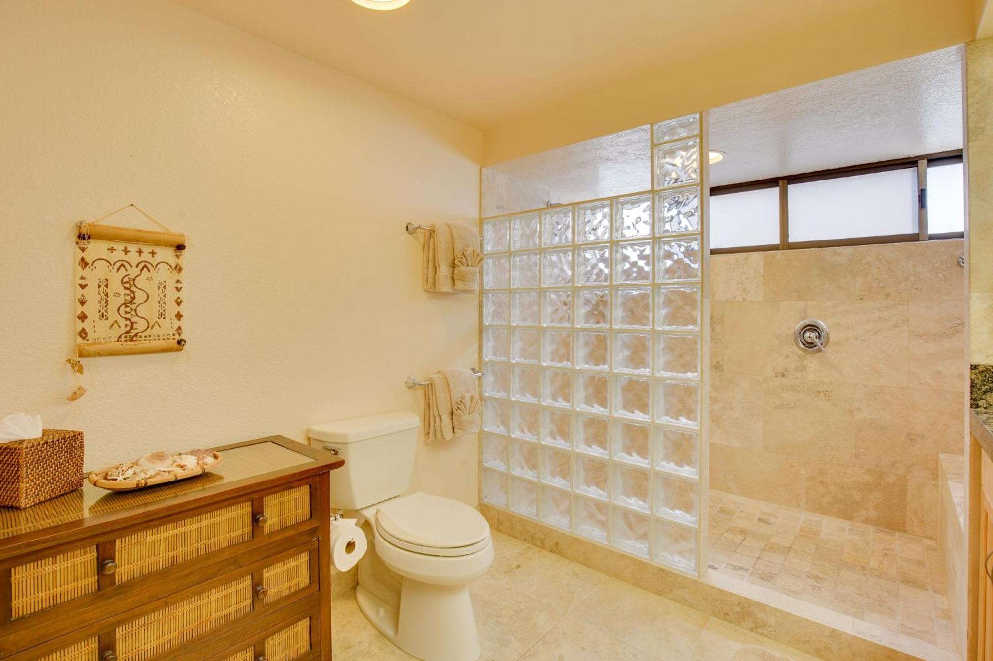 Apartment With Access And Ocean View! Kailua-Kona