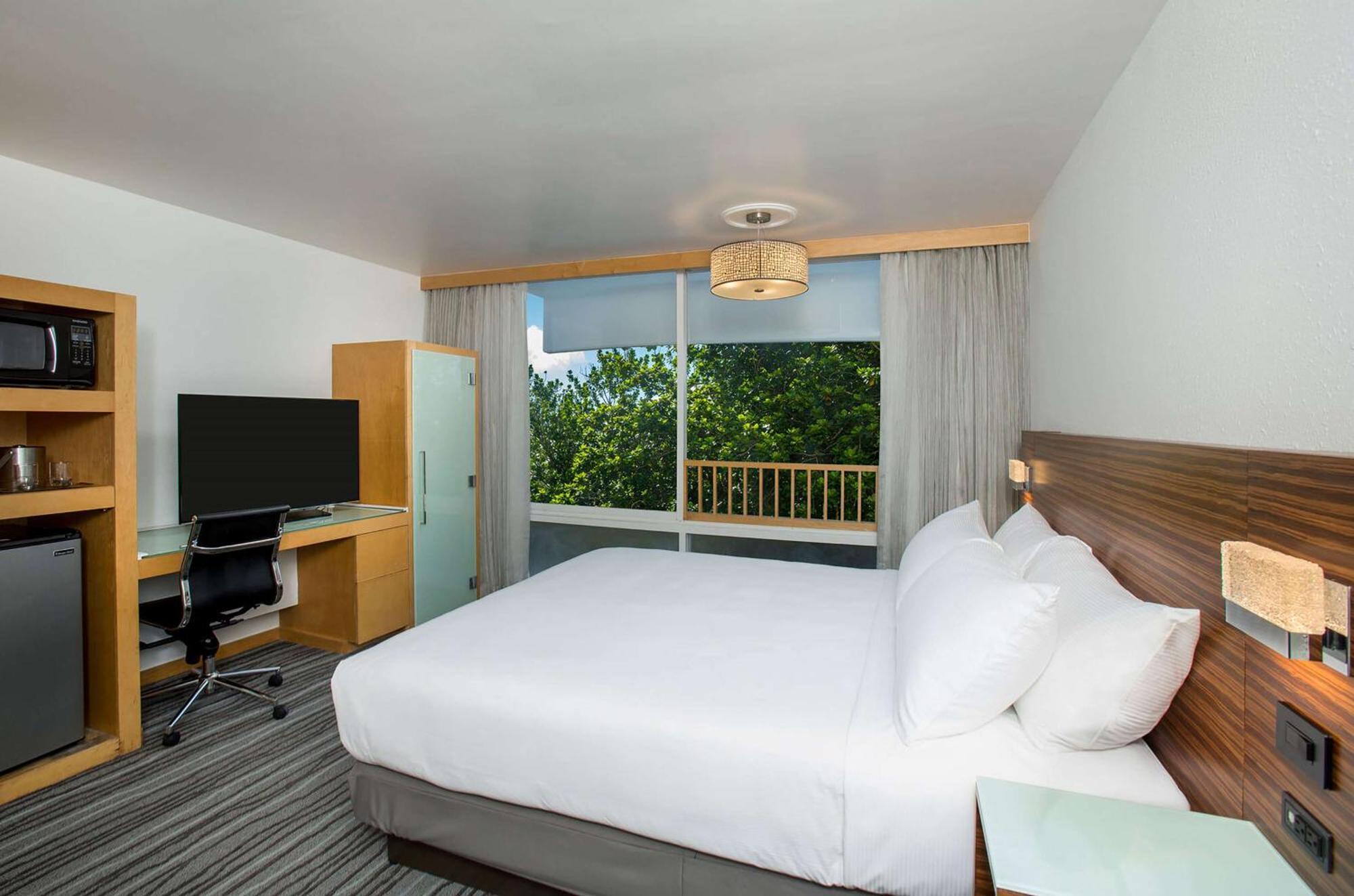 Grand Naniloa Hotel, A Doubletree By Hilton 4* Hilo