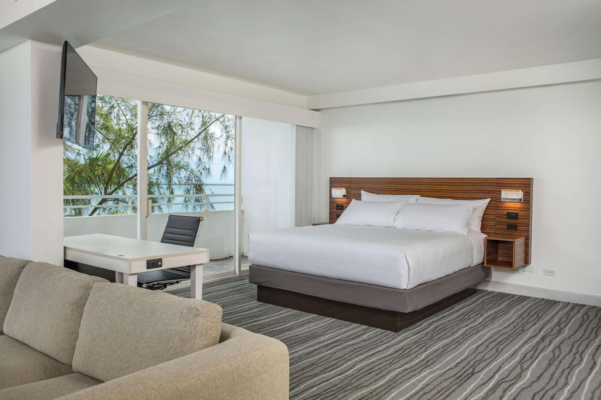 Grand Naniloa Hotel, A Doubletree By Hilton Resort