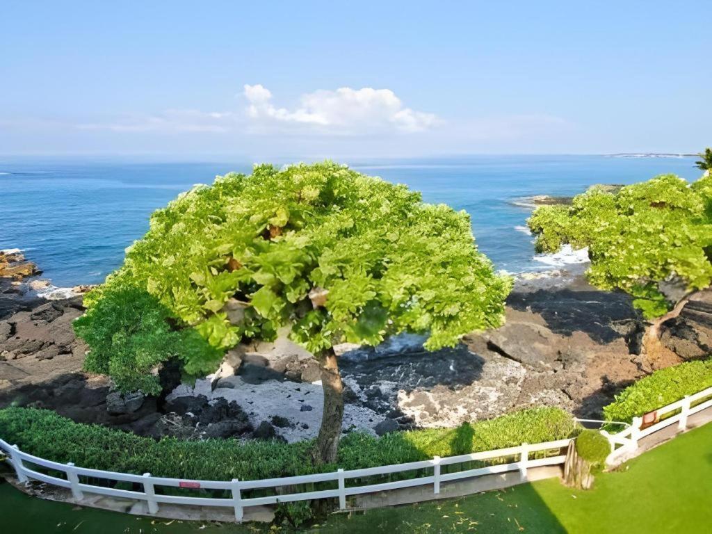 Wyndham Royal Sea Cliff Hotel
