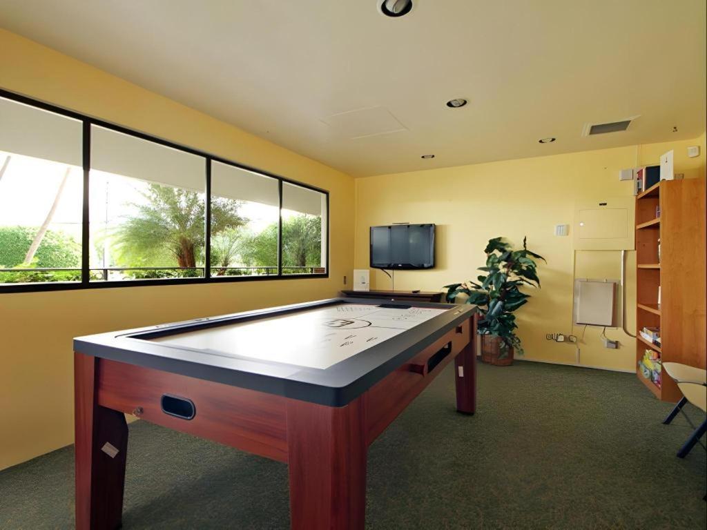 Wyndham Royal Sea Cliff Hotel 3*