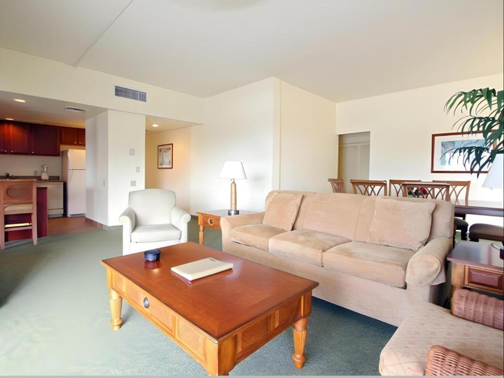 Wyndham Royal Sea Cliff Hotel