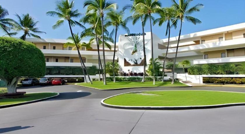 Wyndham Royal Sea Cliff Hotel 3*