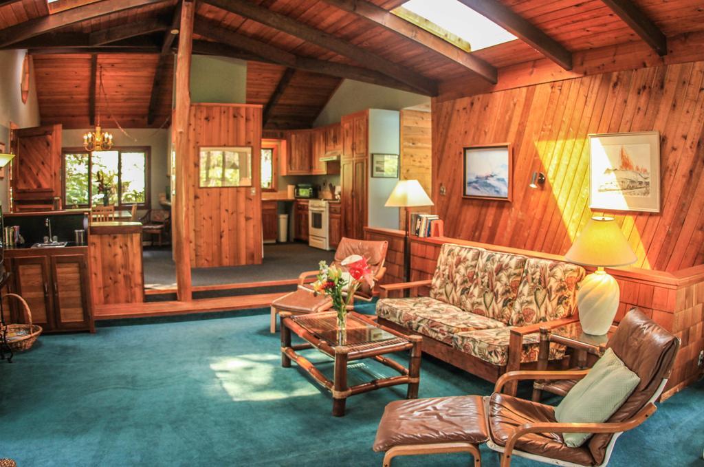 Village Bed & Breakfast 4*
