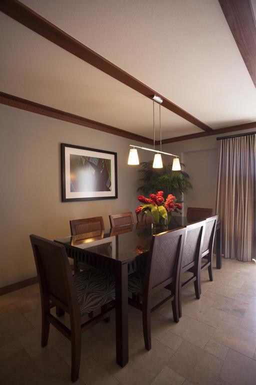 Club Wyndham At Waikiki Walk 3*