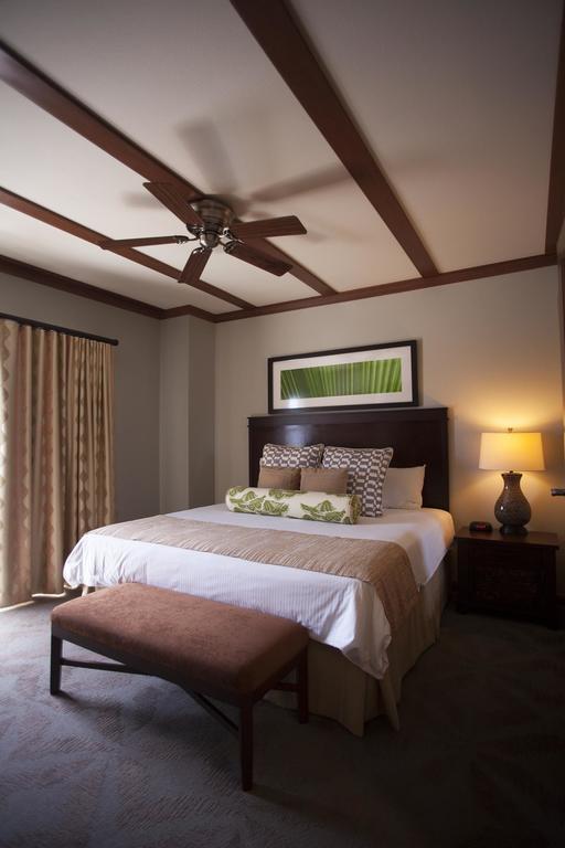 Hotel Club Wyndham At Waikiki Walk 3*