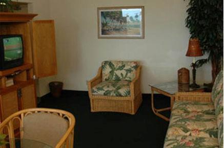 Makaha & Golf Club Waianae