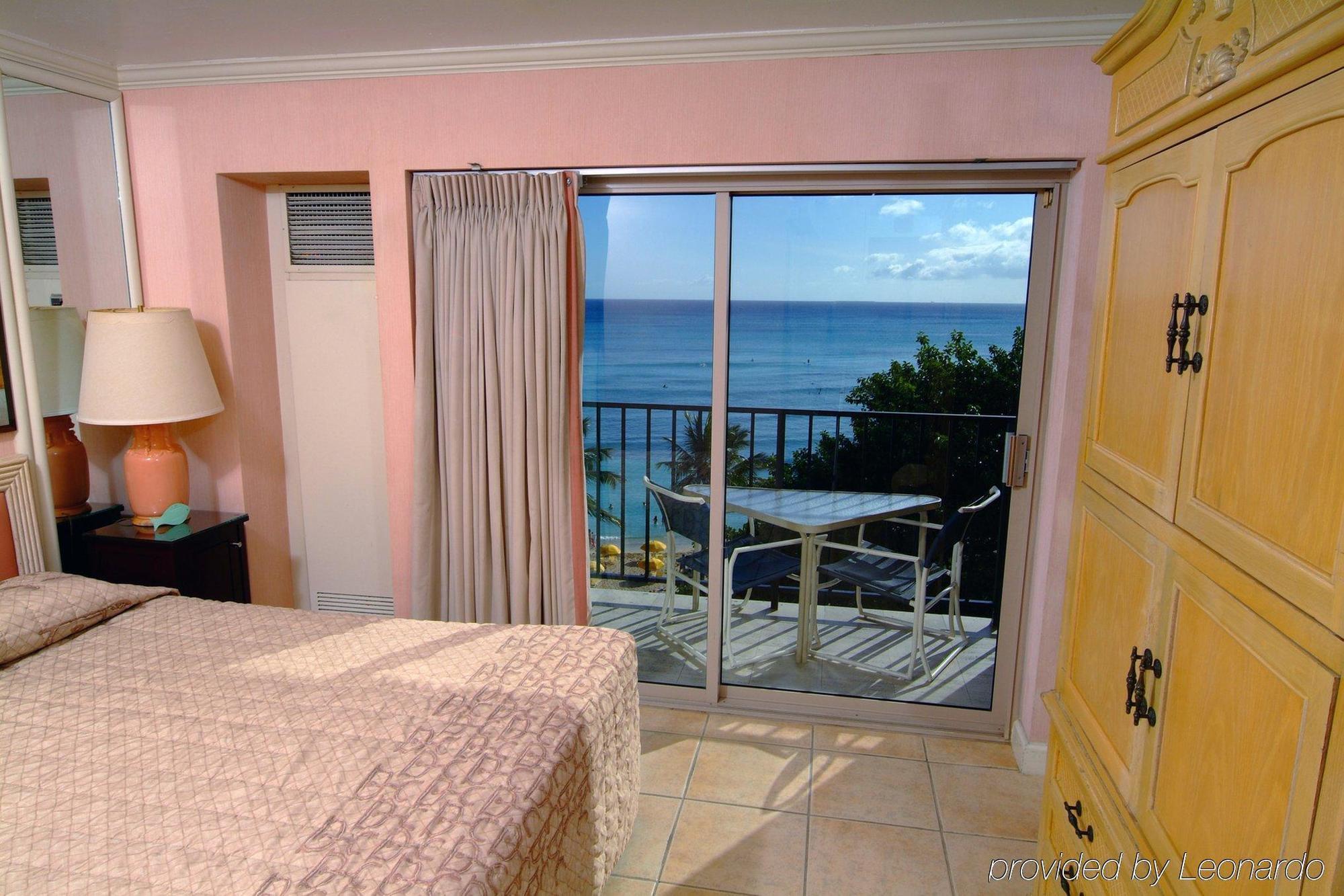 Aston Beachside 2* Waikiki