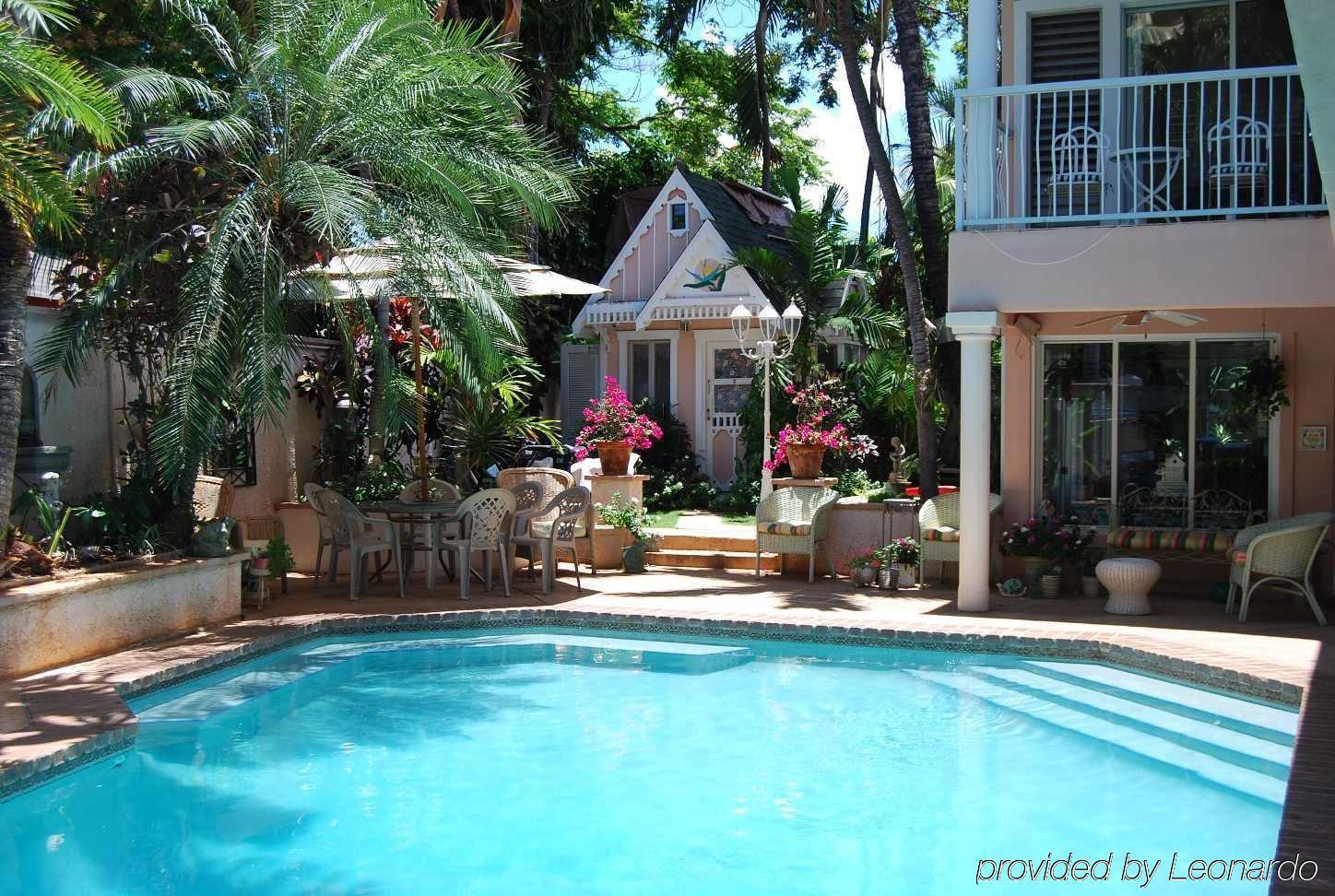 Guest house Old House-walk To Town & Beach! Lahaina