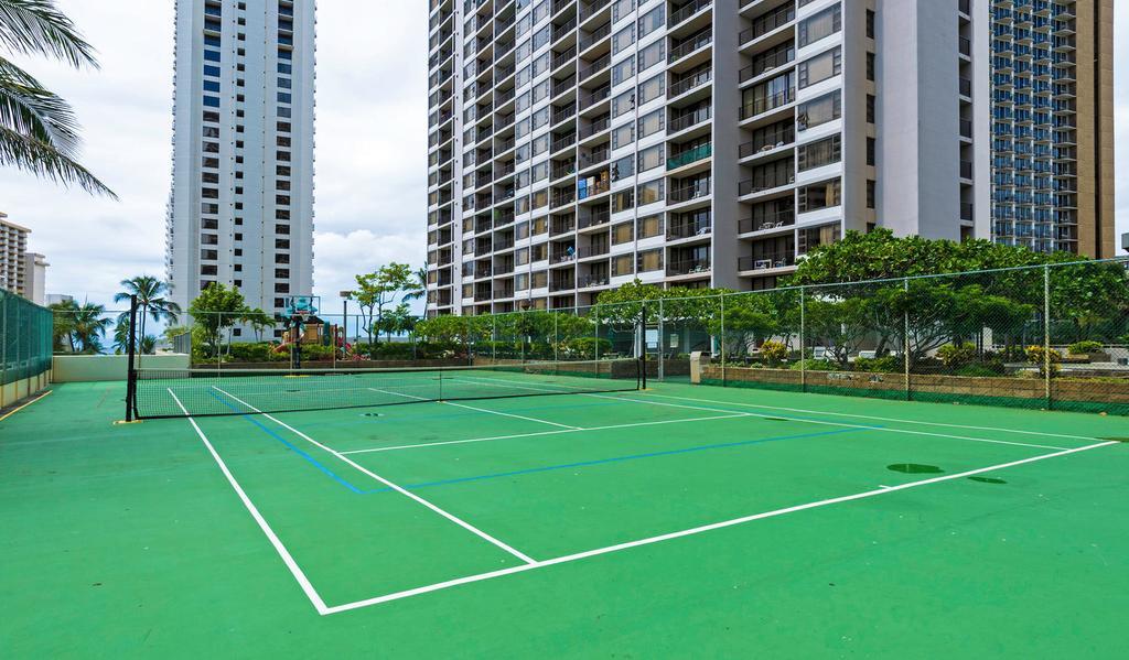 Waikiki Banyan 3411 Ocean View - Free Parking Apartment Honolulu