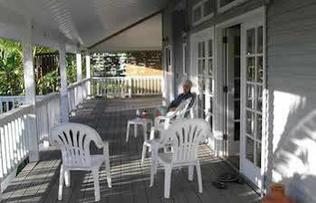 Ala Kai Bed & Breakfast 3*