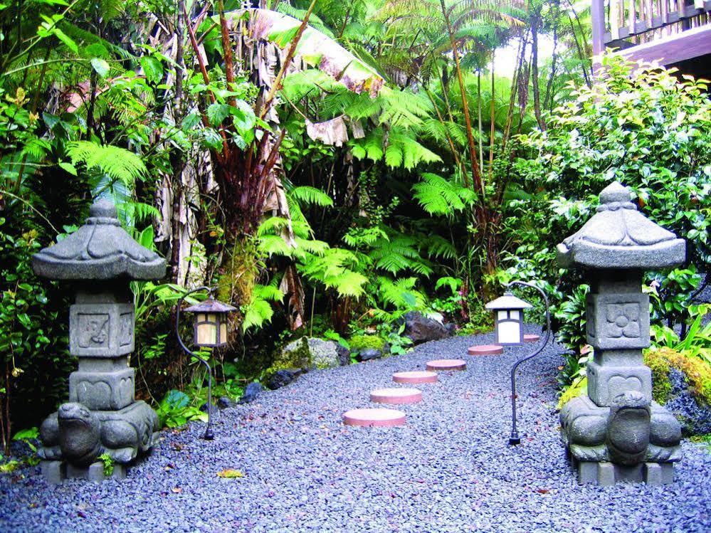 Lotus Garden 3* Volcano