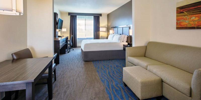 Express & By Ihg Resort 3*