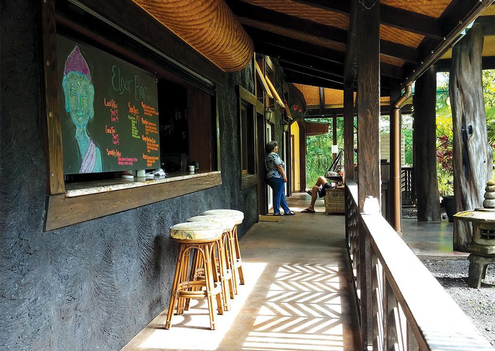 Farm stay Hawaiian Sanctuary Eco Retreat Center *
