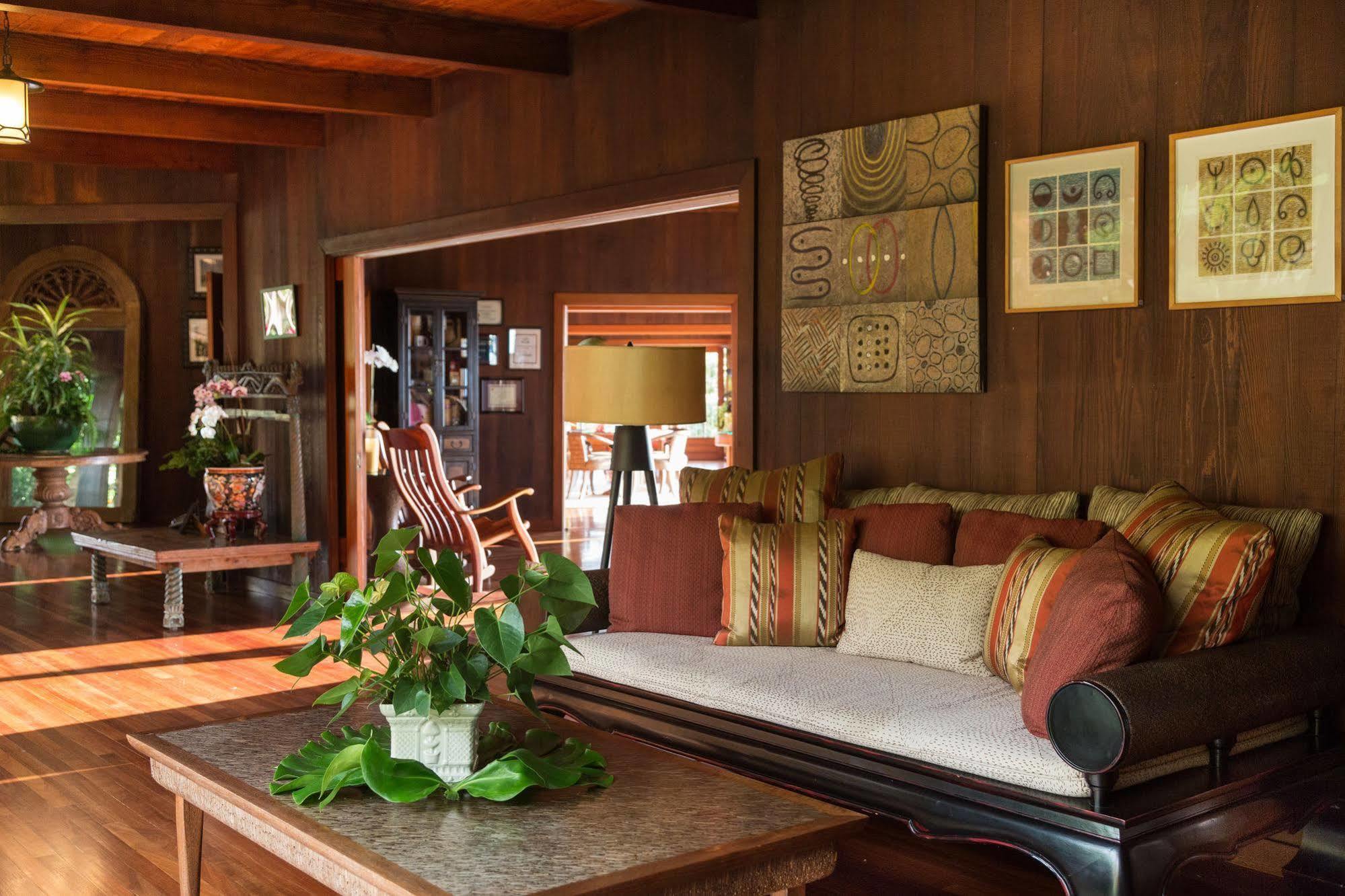 Inn Holualoa Inn Holualoa