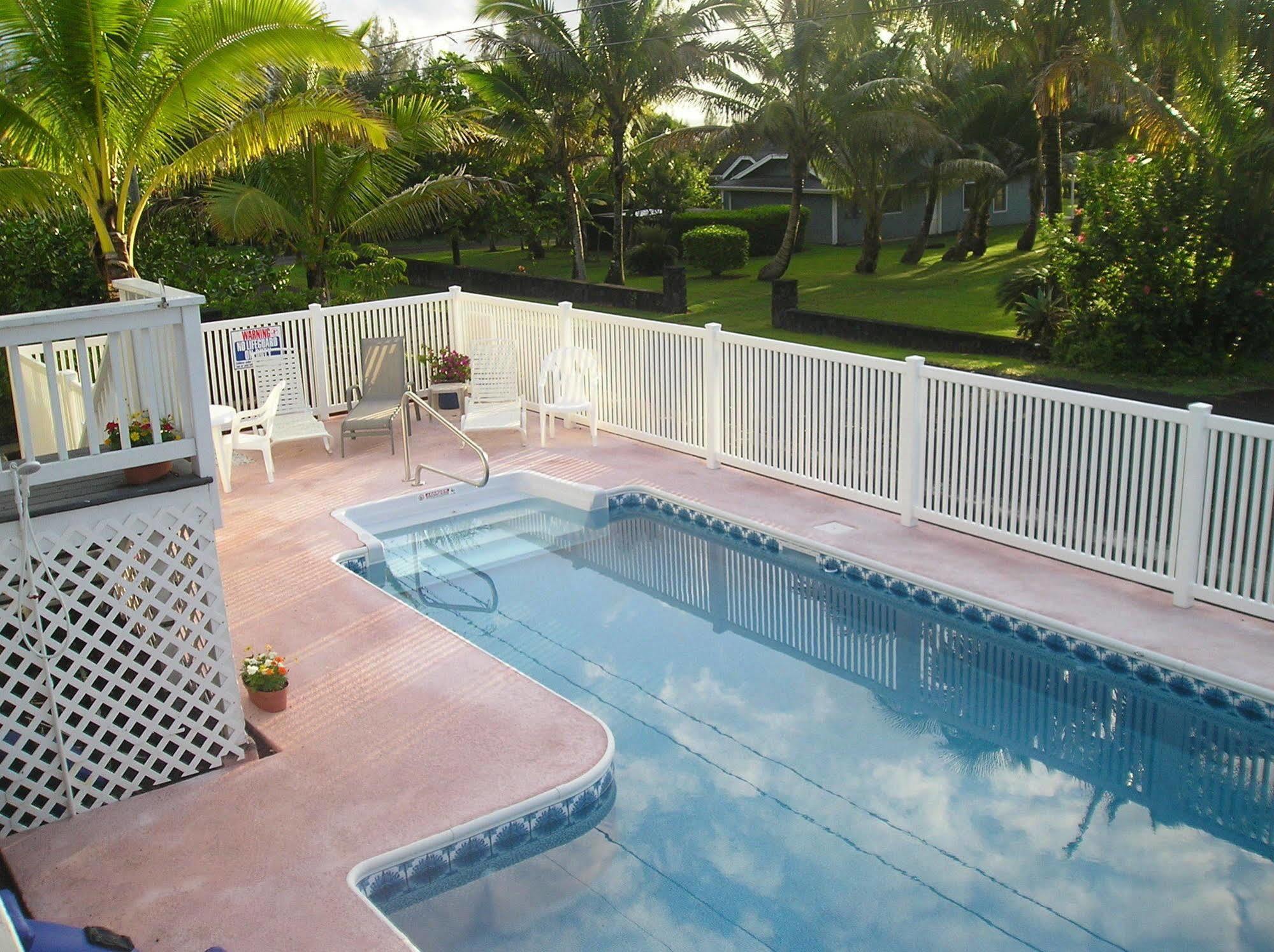 Ala Kai Bed & Breakfast 3*