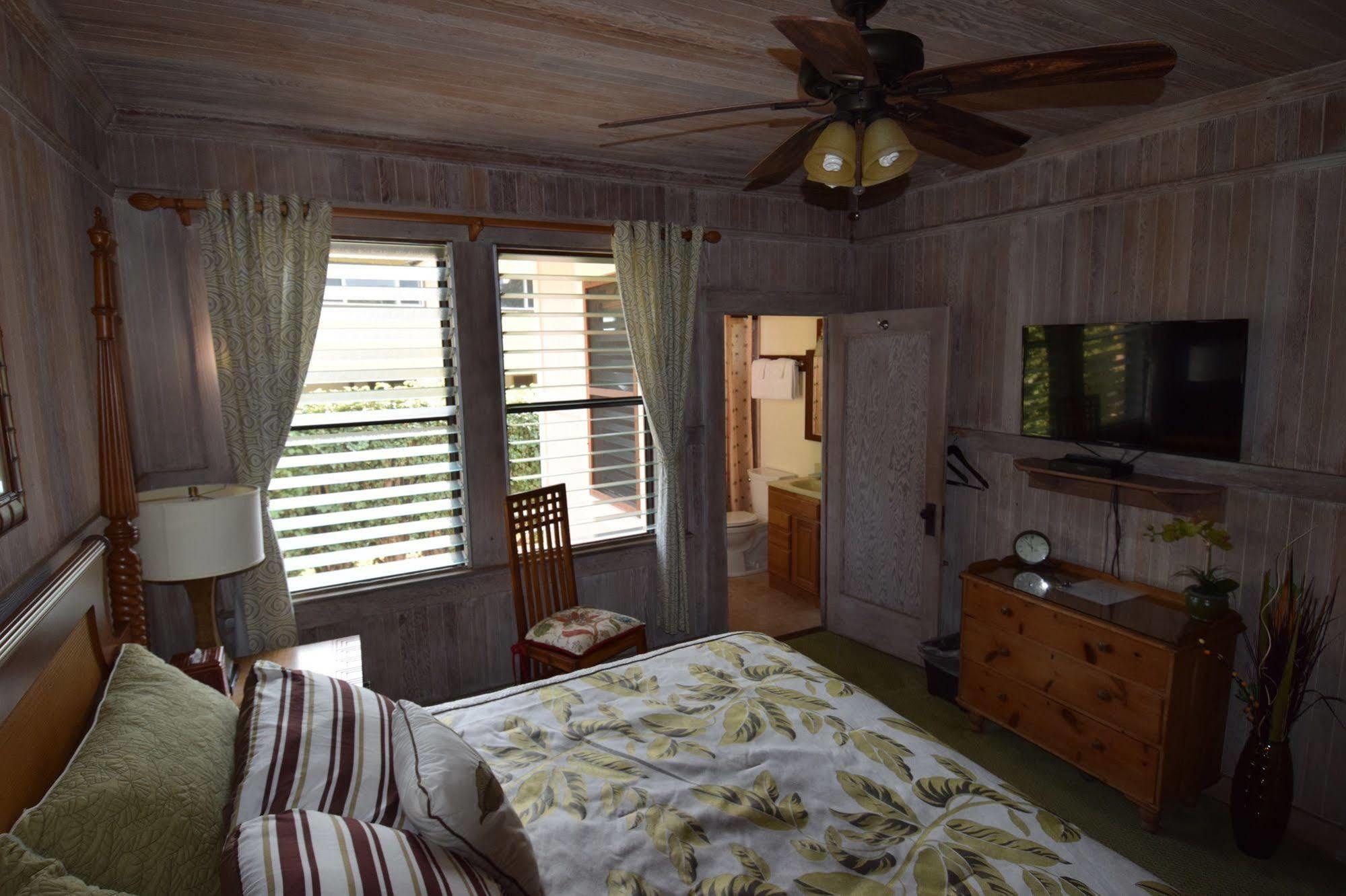 Bed & Breakfast Poipu