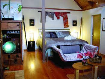 Bed & Breakfast Lotus Garden Volcano