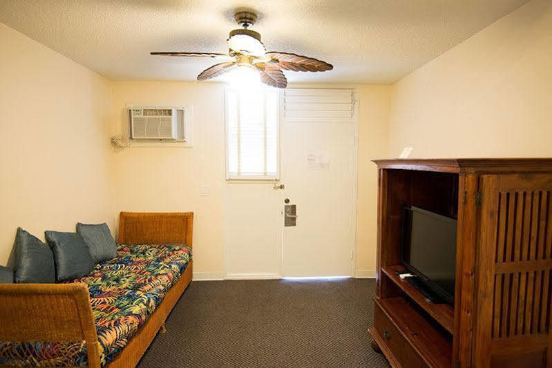 Pacific Marina Airport Hotel 2*