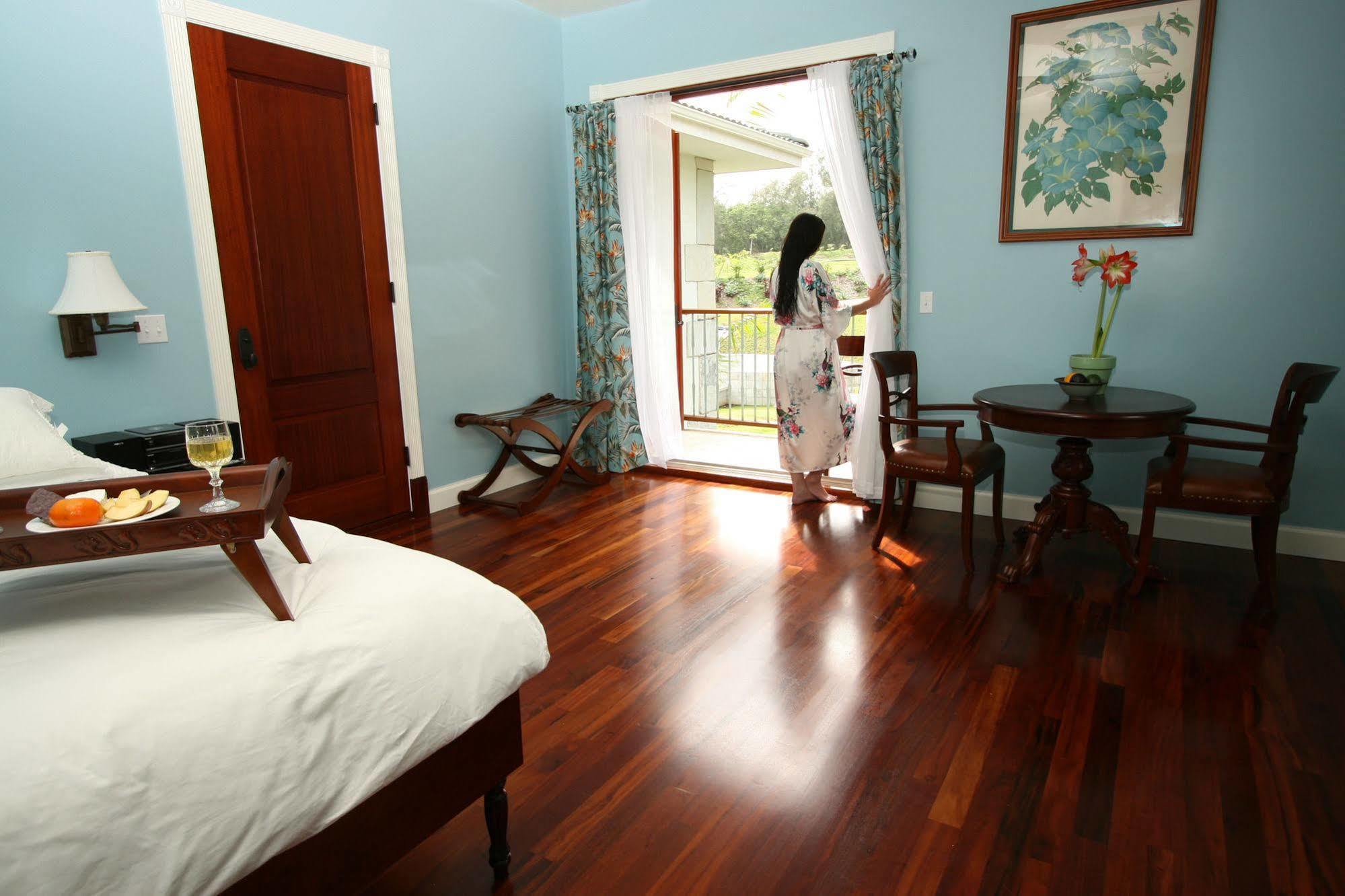 Hawaii Island Retreat At Ahu Pohaku Ho'omaluhia Lodge