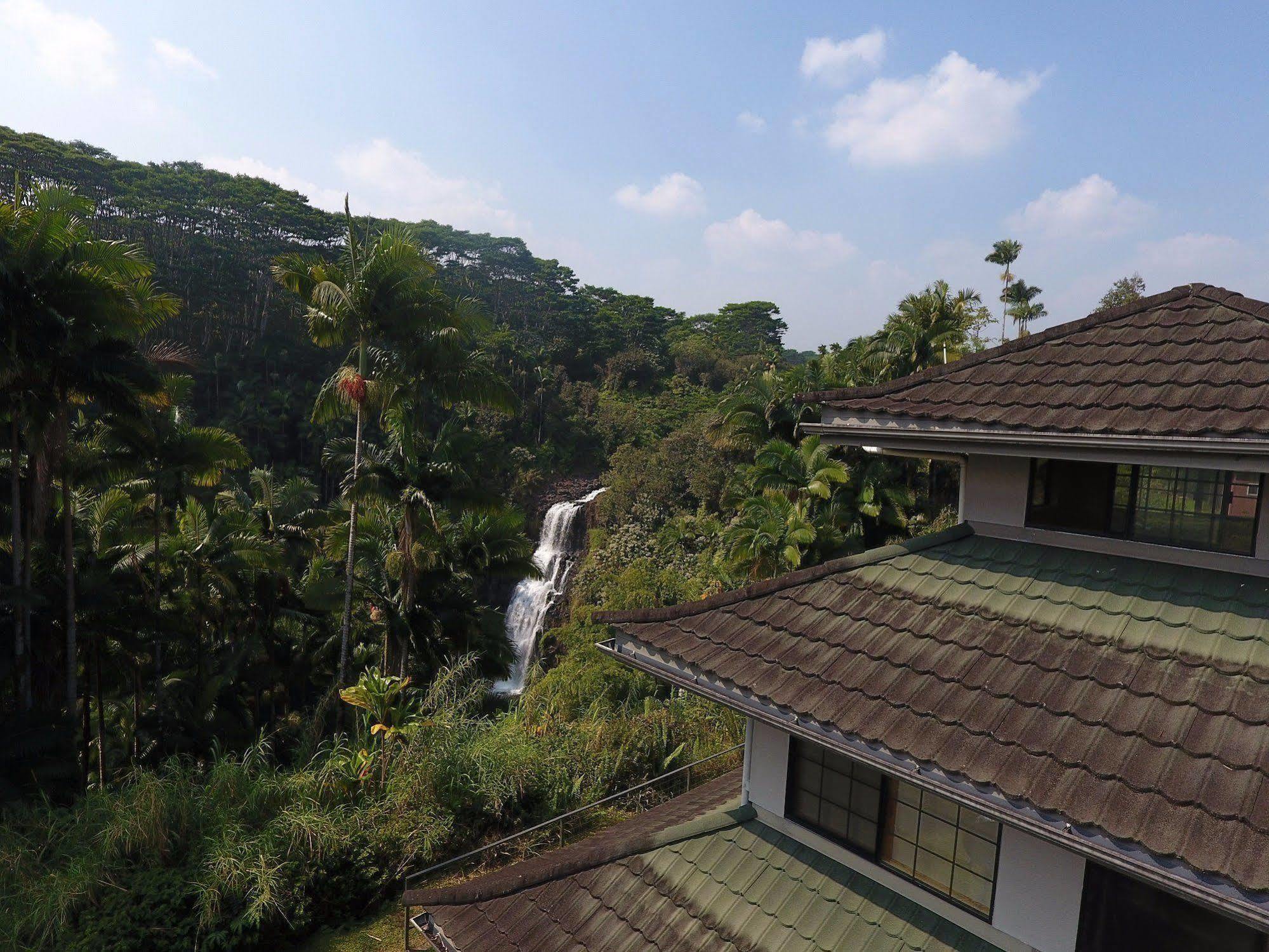 The At Kulaniapia Falls 4* Hilo