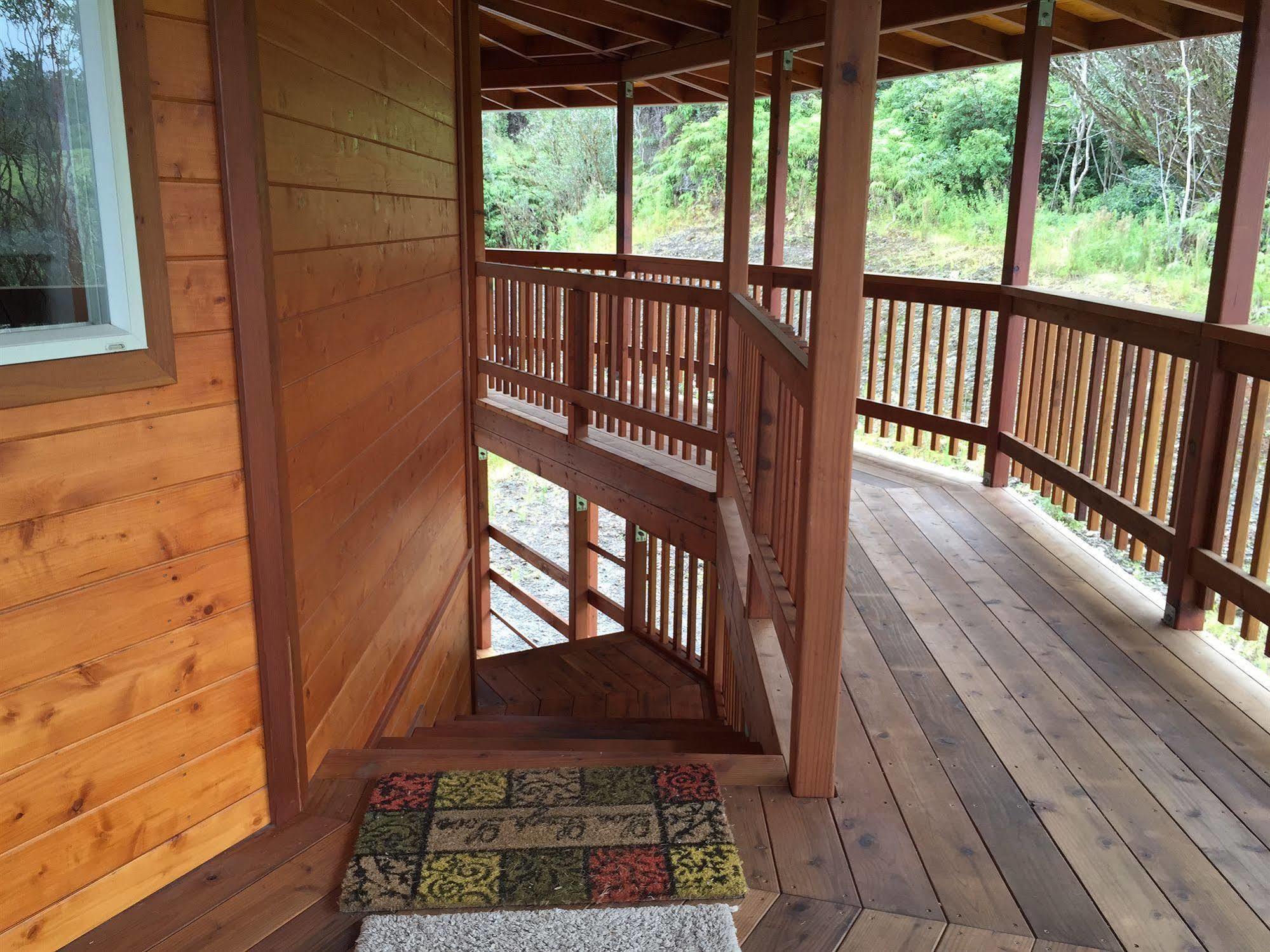 Hawaiian Hideaway At Akaka Falls Hotel