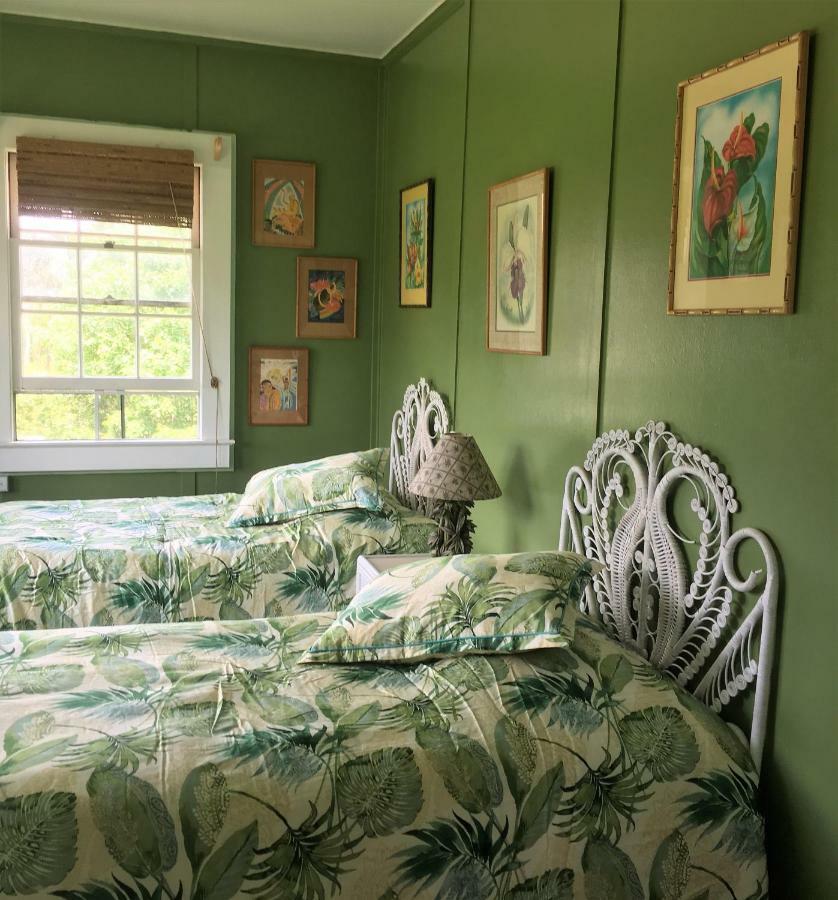 Bed & Breakfast Aloha Happy Place