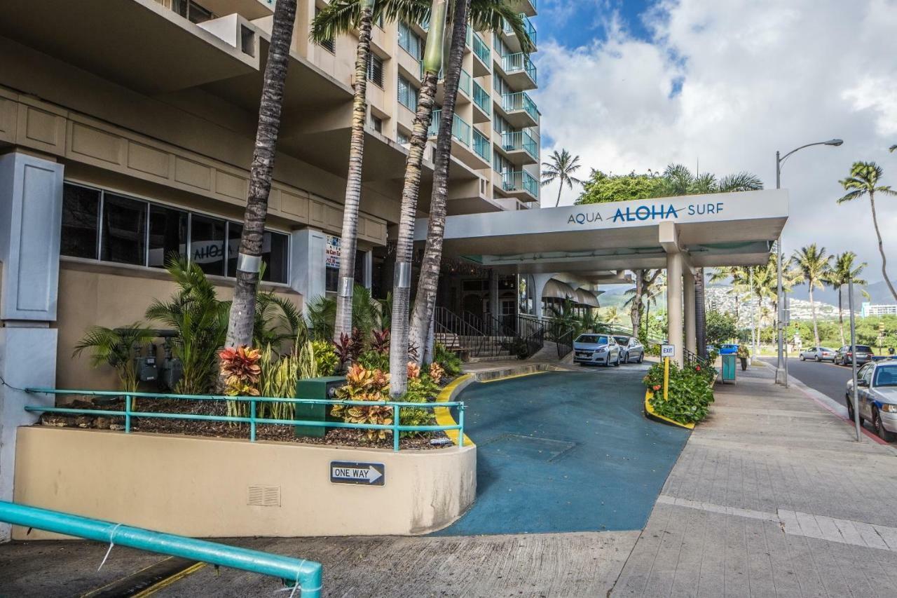 Beautiful In The Heart Of Vibrant Waikiki Apartment