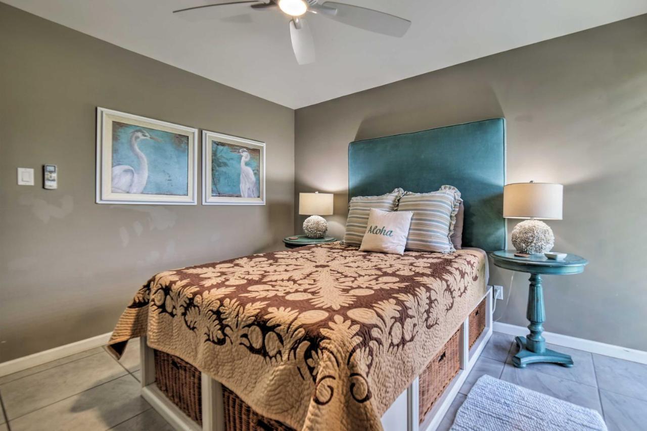 Ocean-view With Pool Access! Apartment