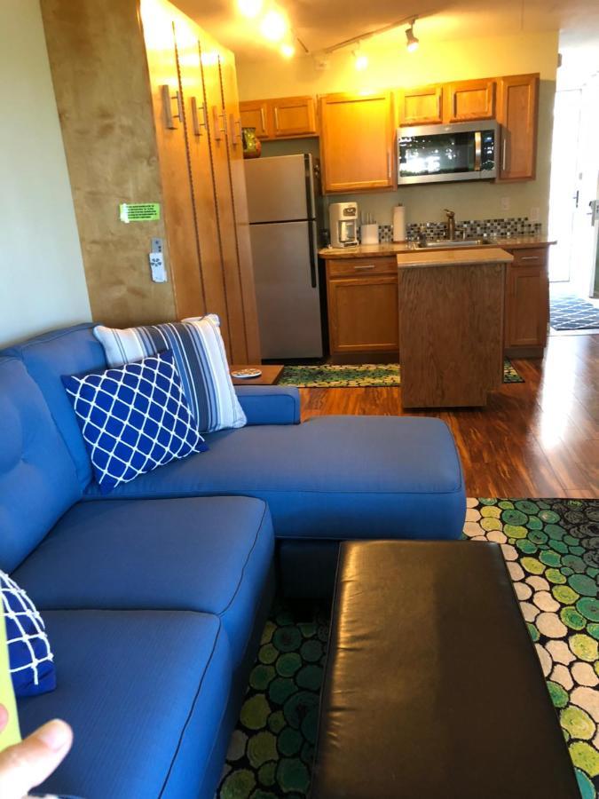 Closest To Ironman Start - Islander Apartment *
